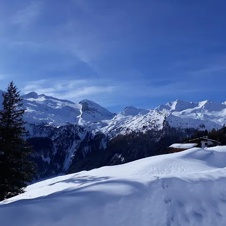 Bed & Breakfast Haus Tirol 4*