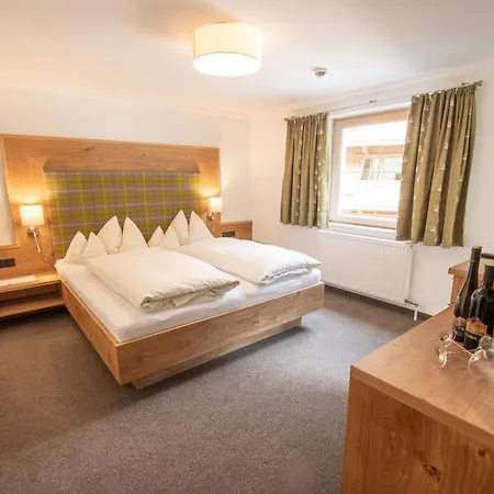 Haus Tirol Bed & Breakfast