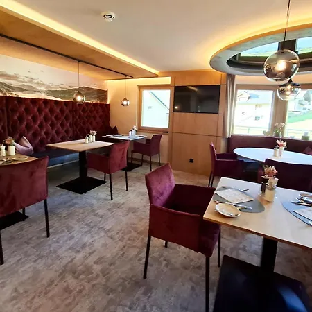 Haus Tirol Готель типу 