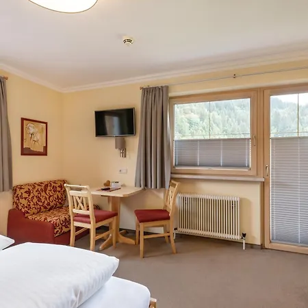Haus Tirol 3*