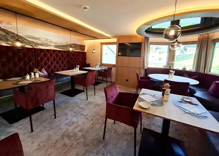 Haus Tirol לינה וארוחת בוקר 3*