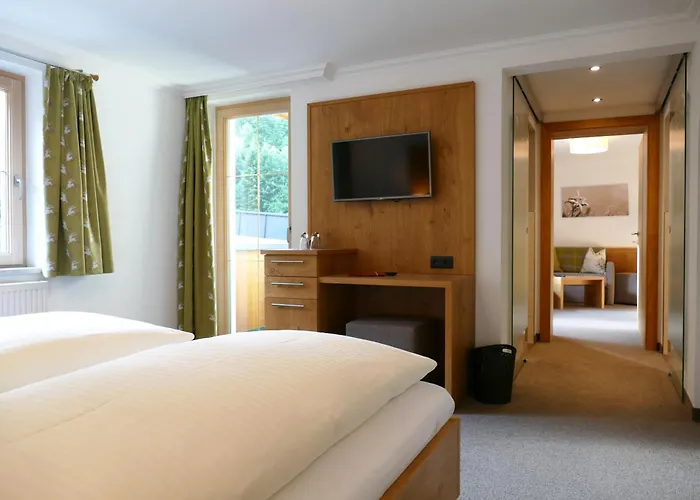 Bed & Breakfast Haus Tirol Tux