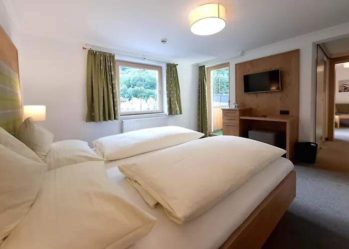 Haus Tirol Bed & Breakfast