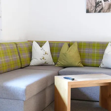 Bed & Breakfast Haus Tirol 3*