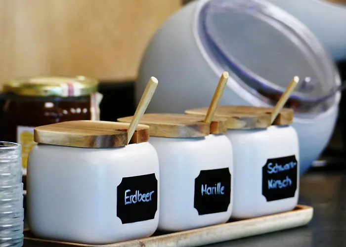 Haus Tirol Bed & Breakfast Tux